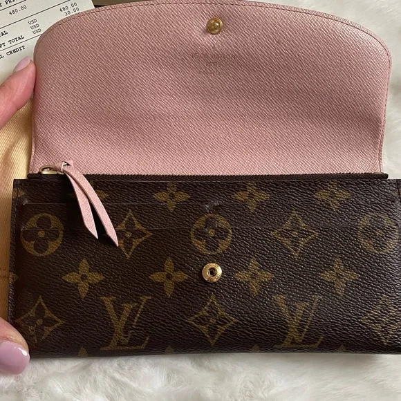 Louis Vuitton Emilee Wallet - Picture 8 of 15